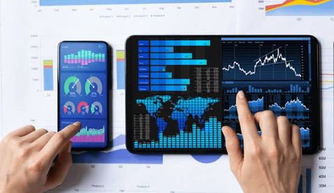 Understanding Financial Software: Types, Features, Uses and Key Benefits and Insights
